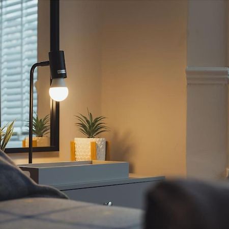 1 Bed - Wifi - Pet Friendly - Harrowアパートメント エクステリア 写真